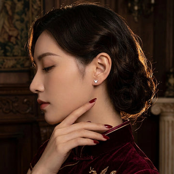 Bông tai nụ Bloom